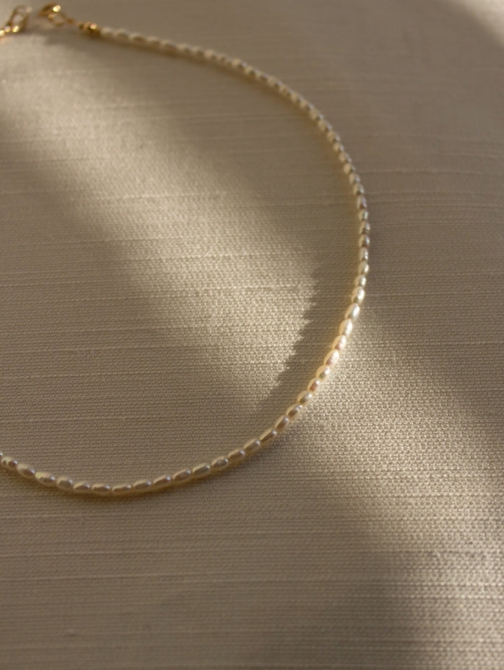 Free People Baby Pearl Necklace - Picture 3 of 4